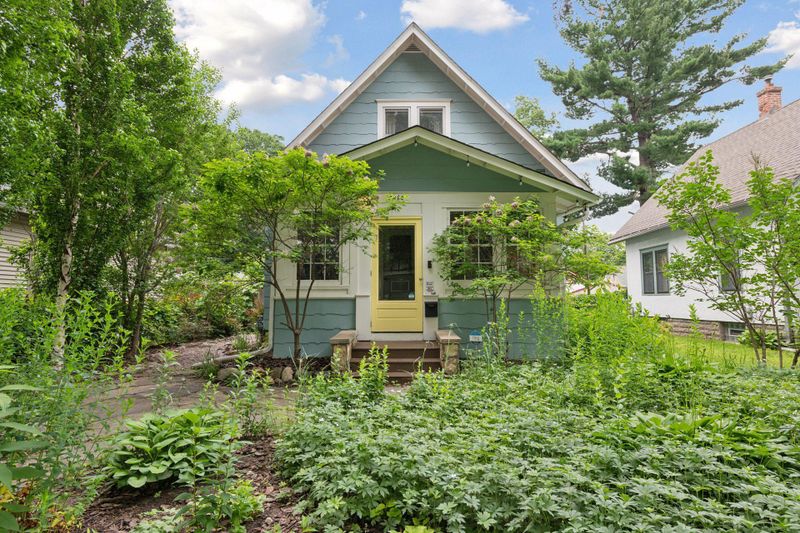 3214 40th Ave S, Minneapolis, MN 55406
