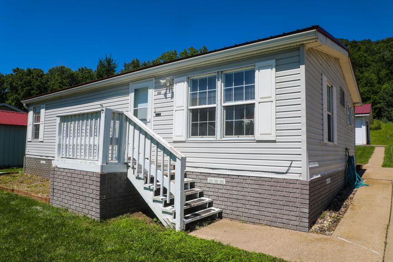 E614 1st St, Nelson, WI 54756