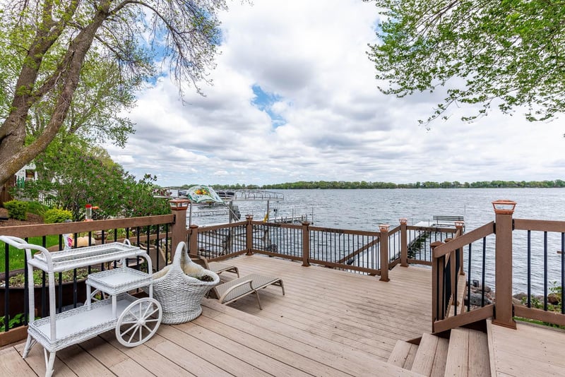 1200 Baker Bay Rd, Kasota, MN 56050