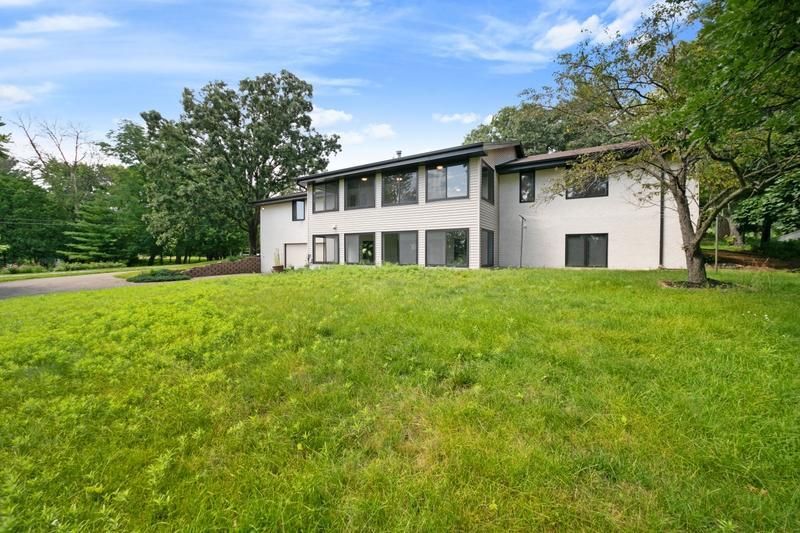 5731 Auto Club Rd, Minneapolis, MN 55437
