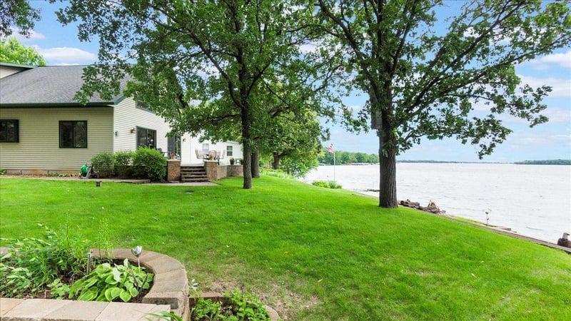 13771 169th Ave, Villard, MN 56385