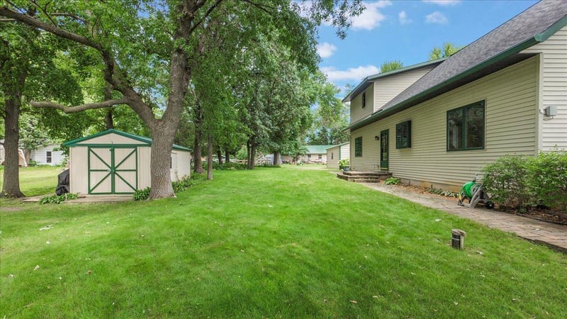 13771 169th Ave, Villard, MN 56385