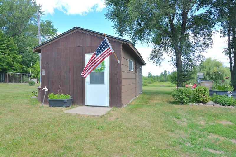 13226 190th St, Milaca, MN 56353