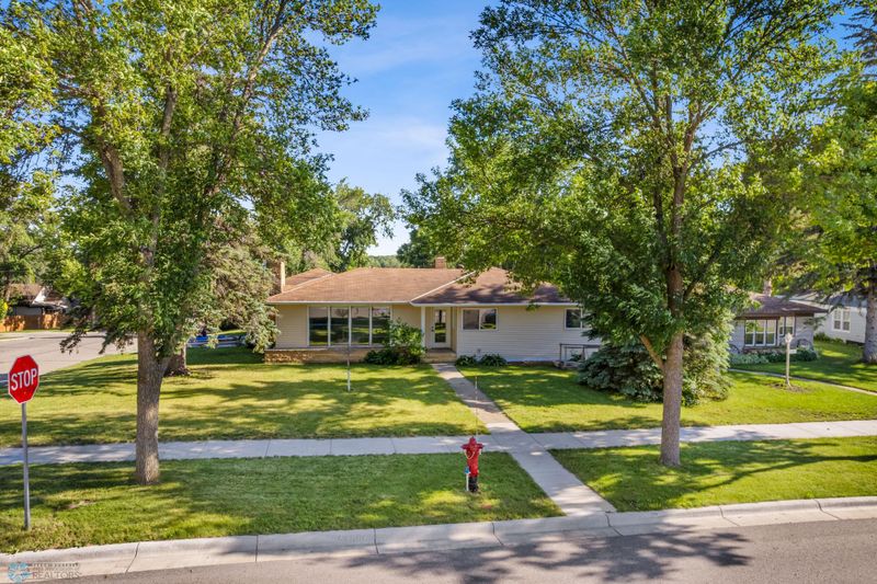 728 E Highland Ave, Fergus Falls, MN 56537