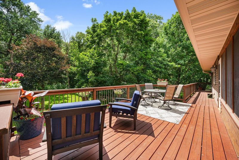 1305 Orchard Dr, Burnsville, MN 55306