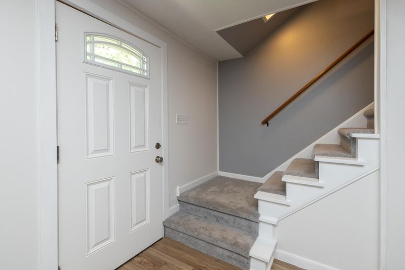 1300 Winslow Ave, West Saint Paul, MN 55118