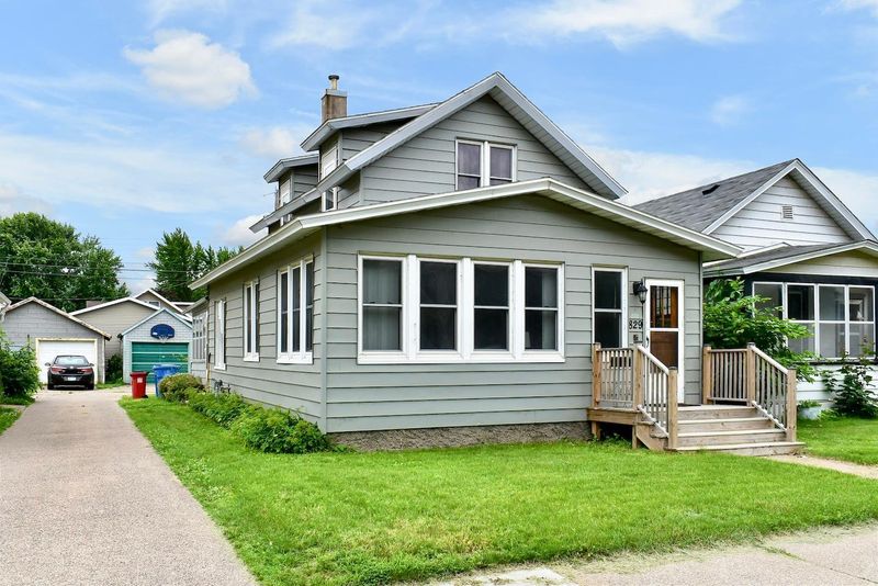 829 W 5th St, Winona, MN 55987