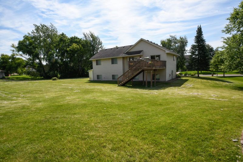 13827 Bluewing Dr, Rogers, MN 55374