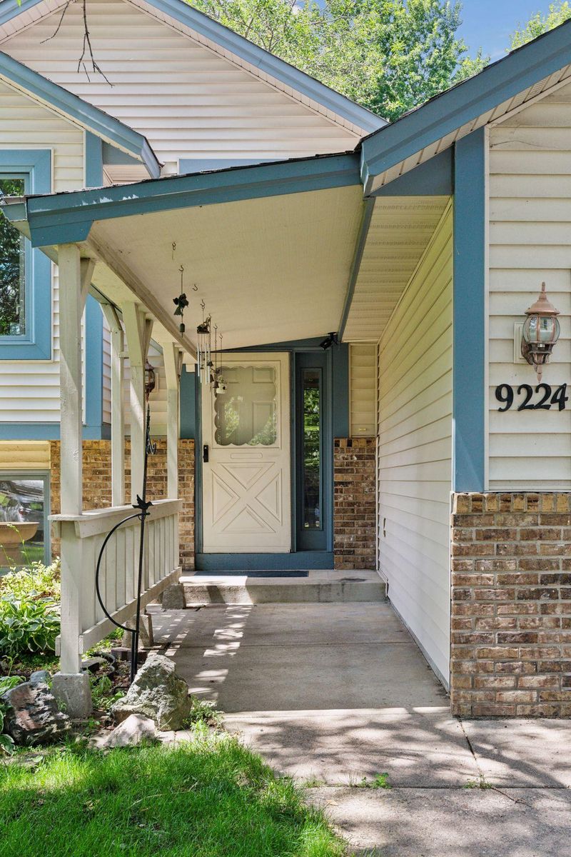 9224 124th Pl N, Champlin, MN 55316