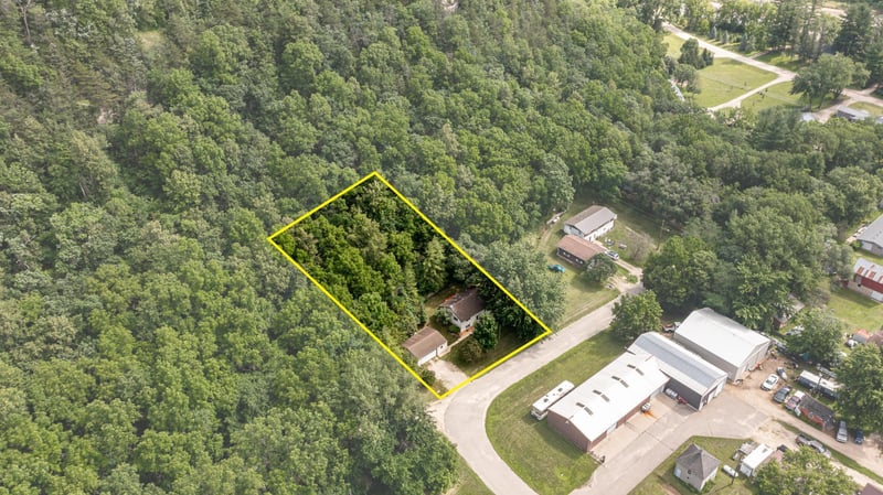 341 Bluff St, Millville, MN 55957
