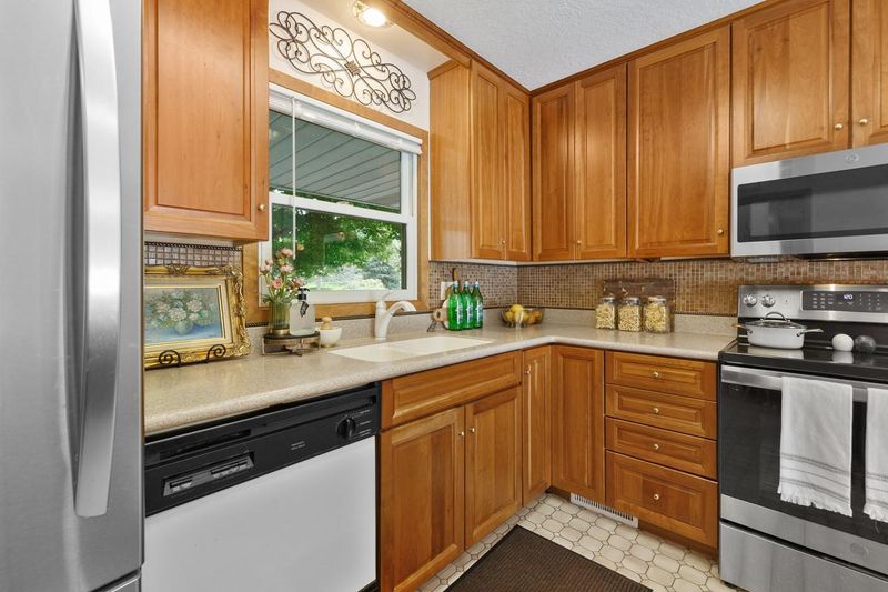 9700 Upton Rd, Minneapolis, MN 55431