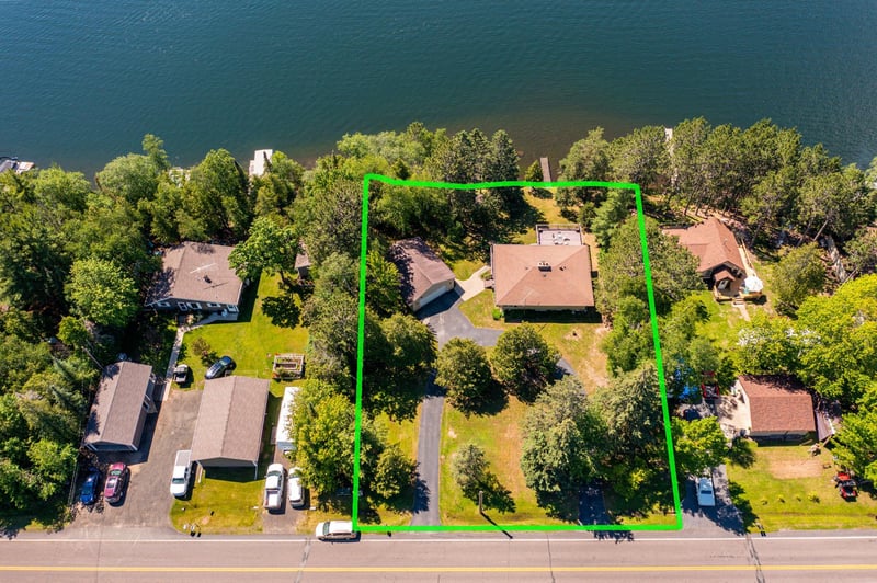 7389 Ely Lake Dr, Eveleth, MN 55734