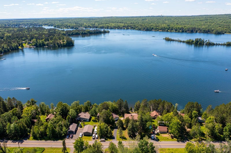 7389 Ely Lake Dr, Eveleth, MN 55734
