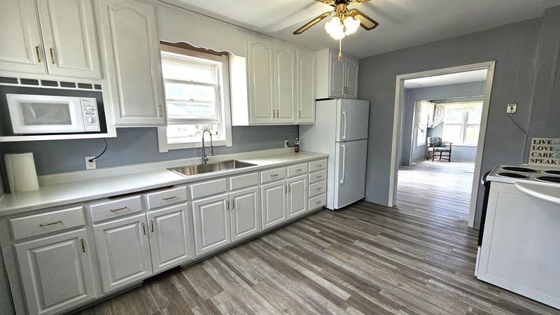 302 24th Ave N, Saint Cloud, MN 56303