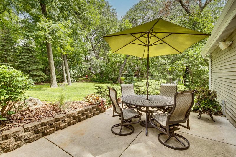 14139 Rhode Island Ave, Savage, MN 55378