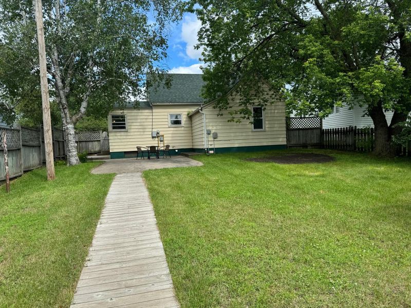 1109 Irvine Ave NW, Bemidji, MN 56601