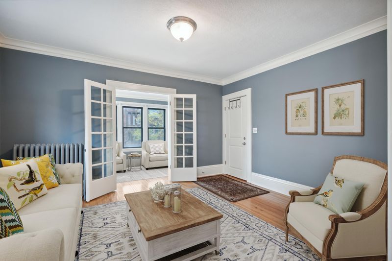 1828 Clinton Ave #4, Minneapolis, MN 55404