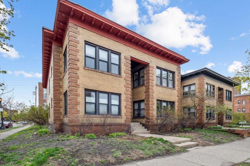 1828 Clinton Ave #4, Minneapolis, MN 55404
