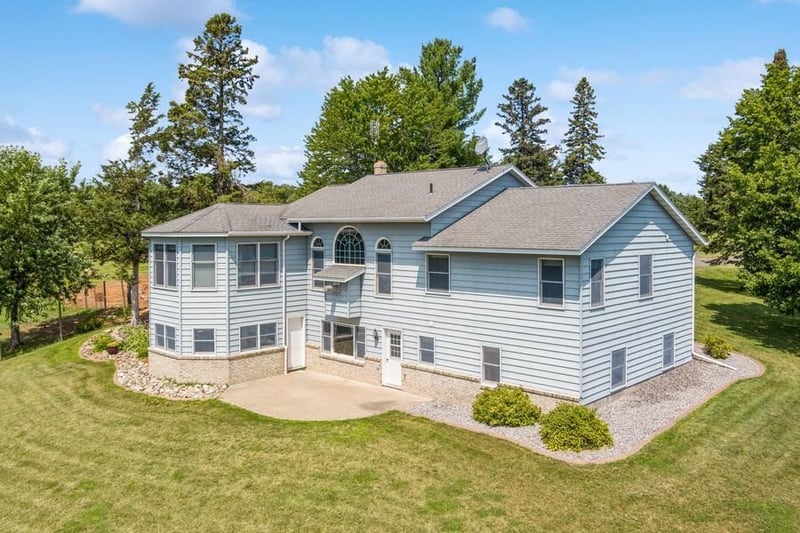 20190 Everready Rd, Pine City, MN 55063