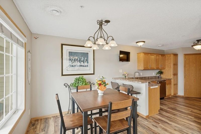 5633 100th Ln N, Brooklyn Park, MN 55443