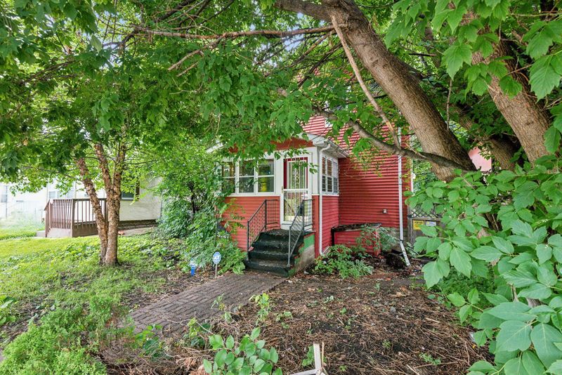 3127 N Knox Ave, Minneapolis, MN 55411