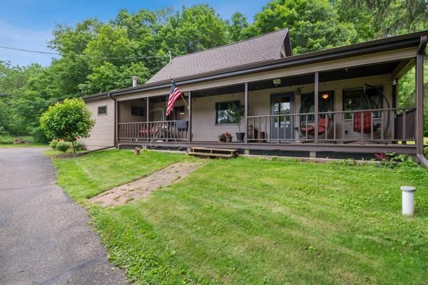 2418 150th St, Luck, WI 54853