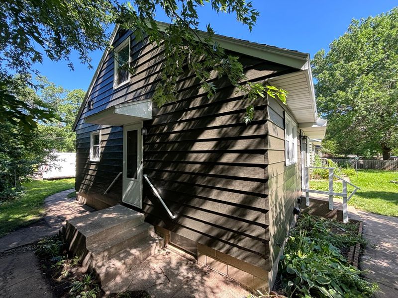 813 33rd Ave N, Saint Cloud, MN 56303