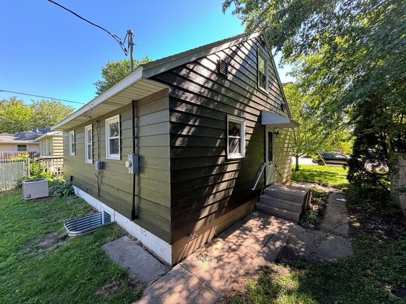 813 33rd Ave N, Saint Cloud, MN 56303
