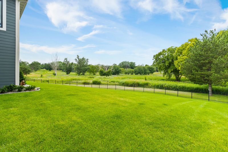 465 Lakeview Pw, Orono, MN 55364
