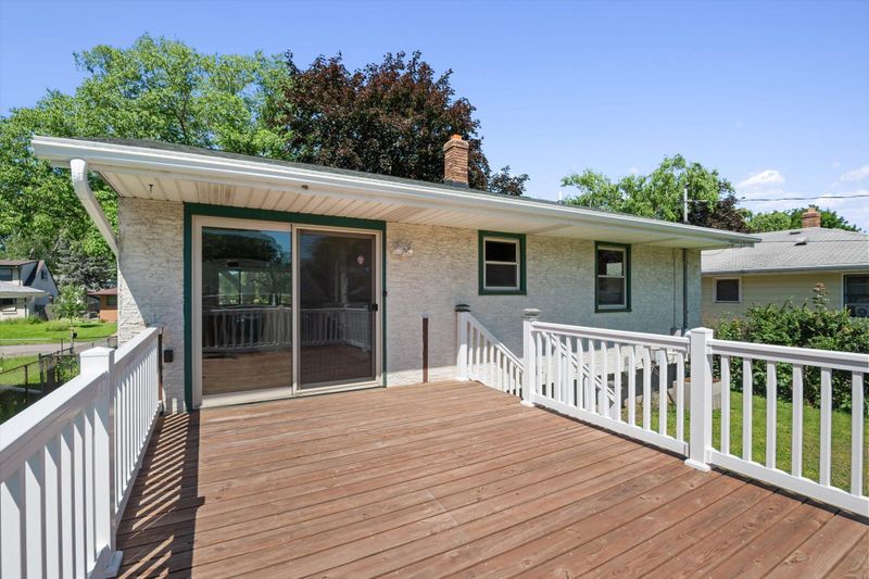 1650 Birmingham St, Saint Paul, MN 55106