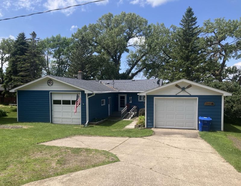 21677 Hillside Beach Rd, Fergus Falls, MN 56537