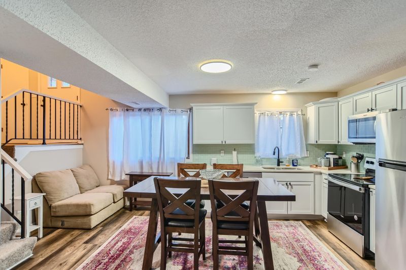 5502 E Bavarian Ps, Fridley, MN 55432