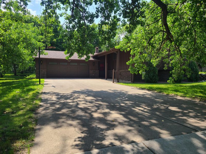 211 Orlano Ave N, Canby, MN 56220