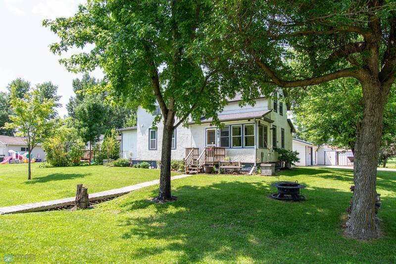 501 1st St, Wolverton, MN 56594