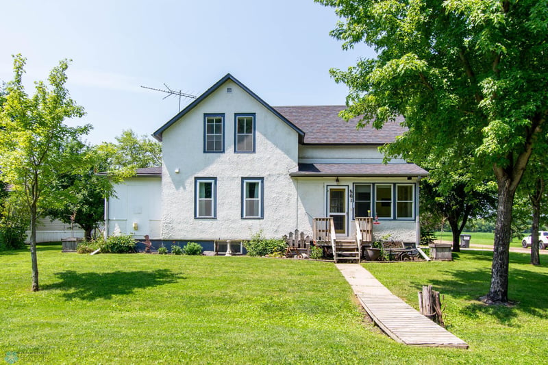 501 1st St, Wolverton, MN 56594