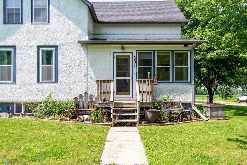 501 1st St, Wolverton, MN 56594