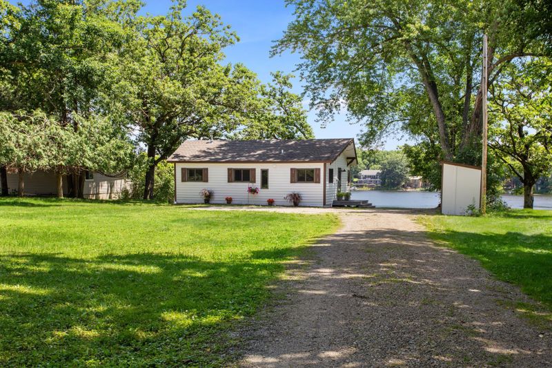 28535 Blue Lake Dr NW, Princeton, MN 55371