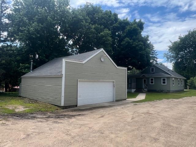 208 N 1st St, Darwin, MN 55324