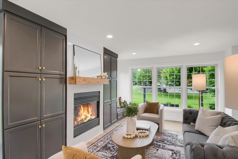 1113 Timber Cir, Chaska, MN 55318