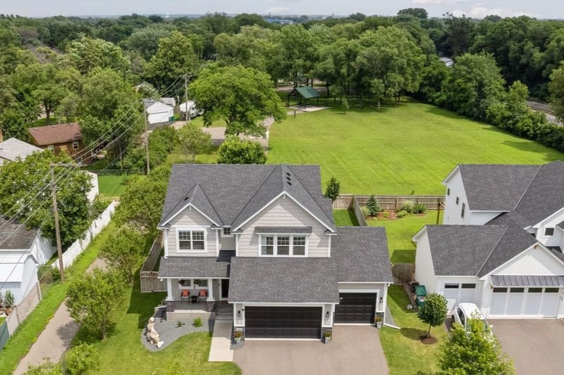 5176 Louisiana Ave N, Crystal, MN 55428