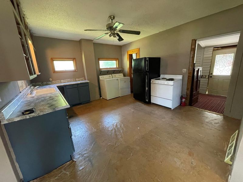 410 3rd Ave N, Dallas, WI 54733