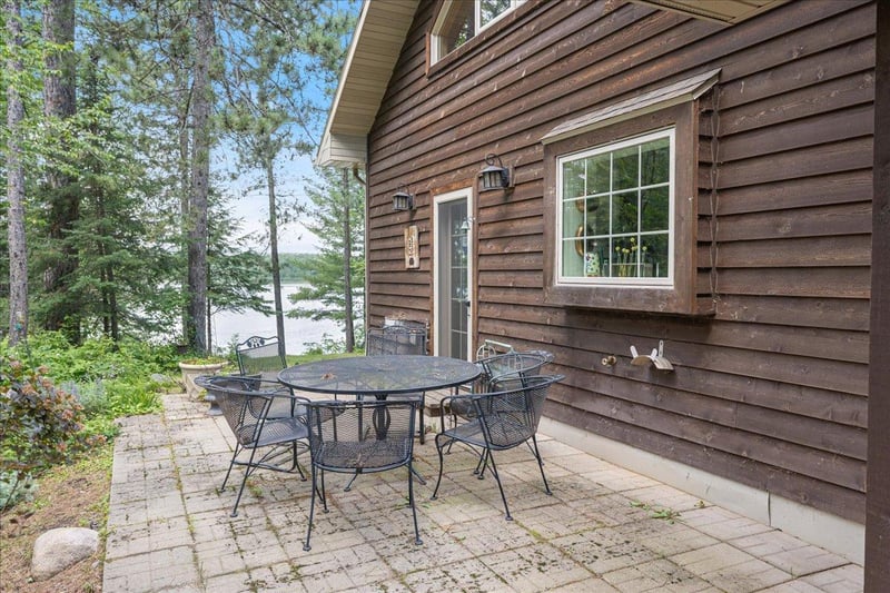 7199 Ely Lake Dr, Eveleth, MN 55734