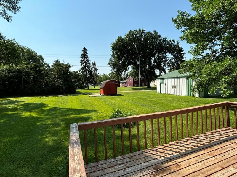 308 6th St E, Herman, MN 56248