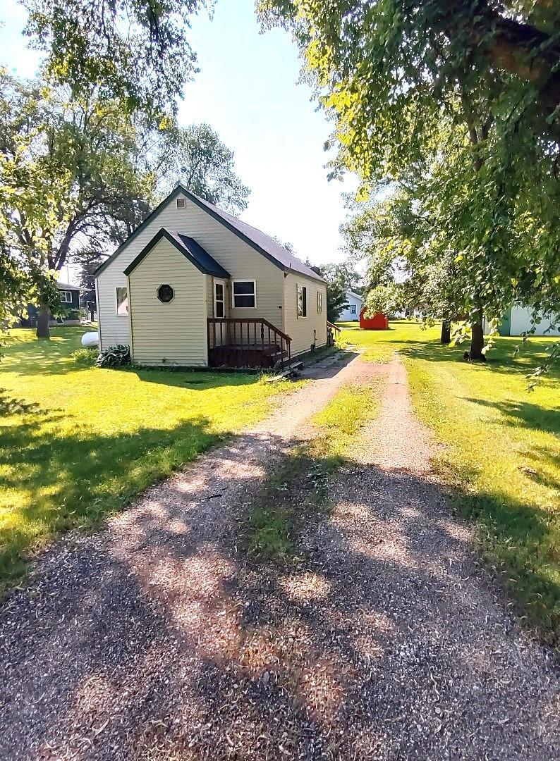 308 6th St E, Herman, MN 56248