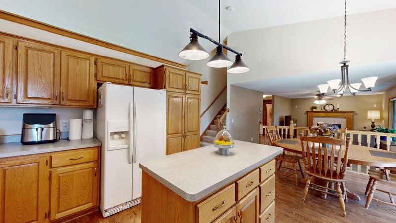 11113 Hillsboro Ave N, Champlin, MN 55316
