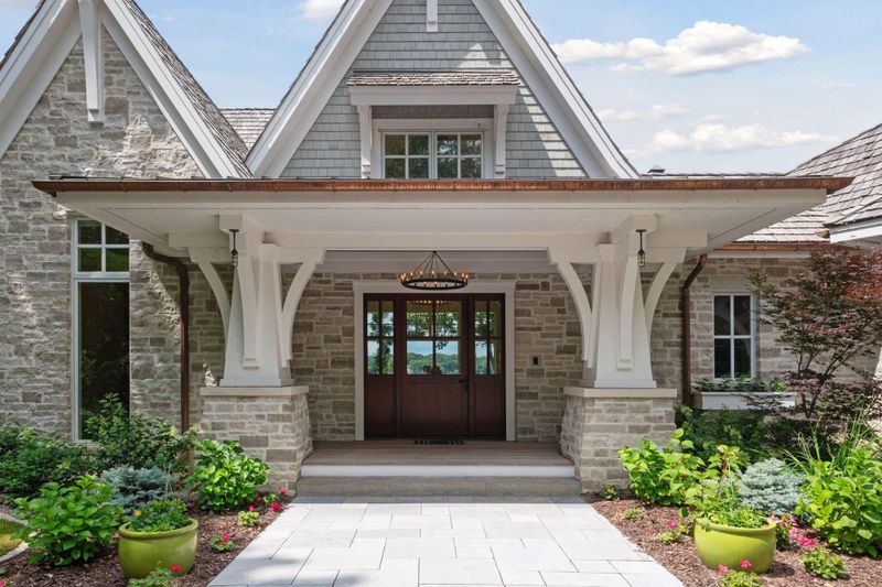 1105 Tonkawa Rd, Orono, MN 55356