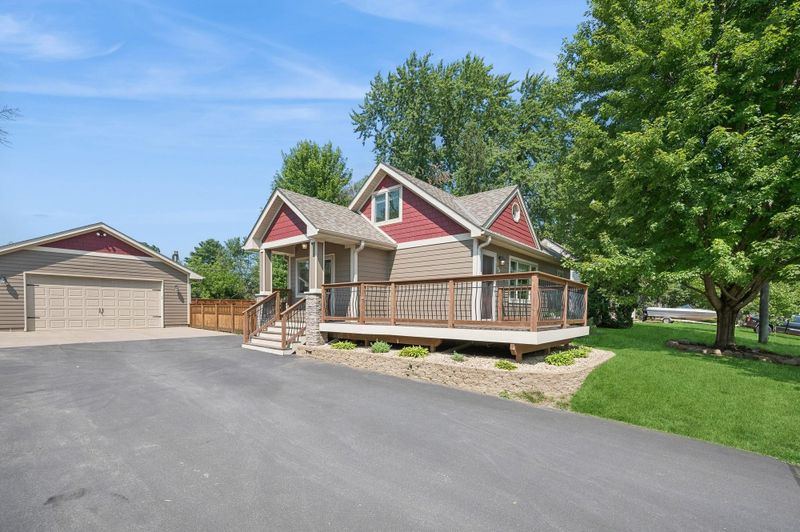 5 Pine Dr, Circle Pines, MN 55014