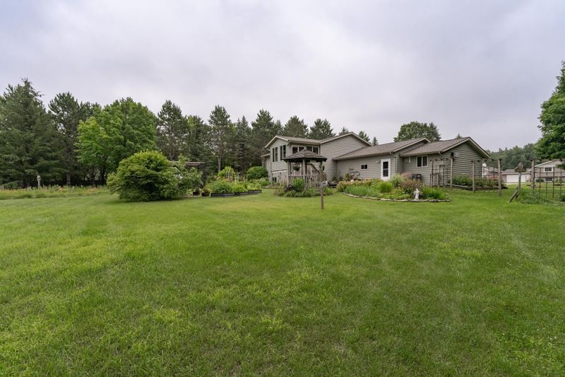 4565 Sandywood Ct SE, Rochester, MN 55904