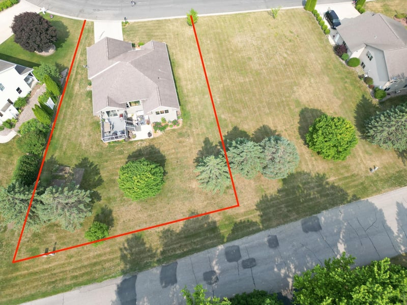 804 Crestwood Ct, Spring Valley, MN 55975