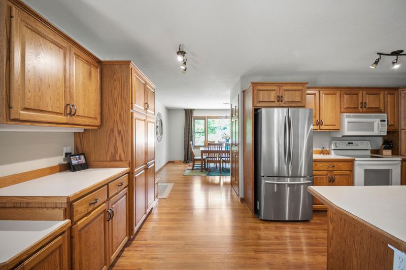 545 Hilltop Ave, Owatonna, MN 55060
